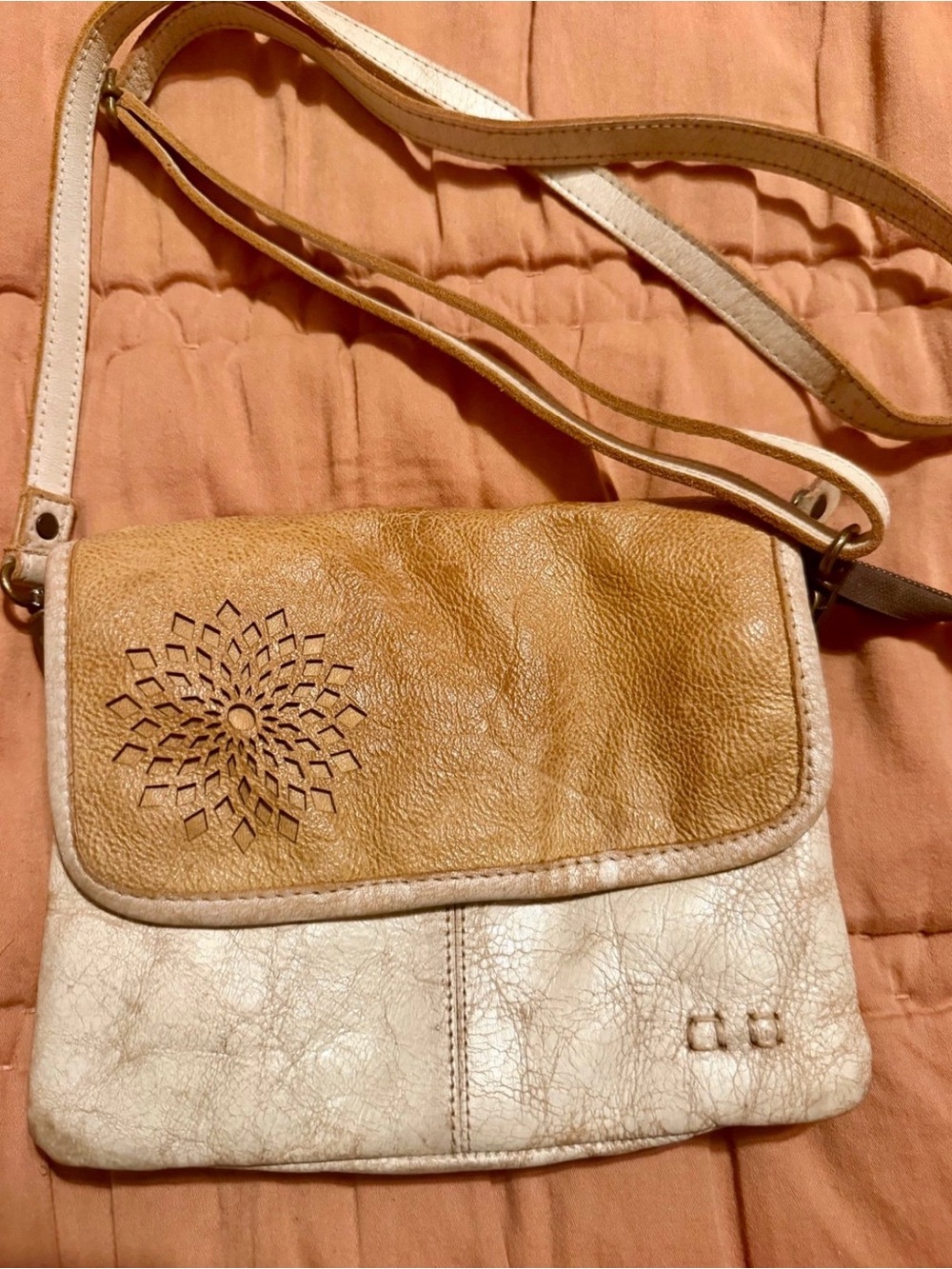 BedStu Ziggy ii Flower Crossbody in Nectar Lux Cashew rustic